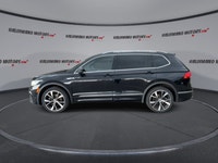 // ACCIDENT FREE!! // This 2022 Volkswagen Tiguan Highline R-Line 4MOTION is a refined SUV that blen... (image 4)