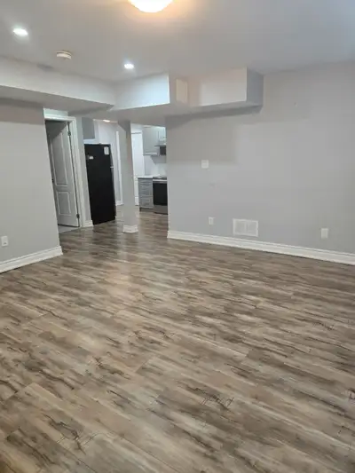 BASEMENT FOR LEASE IN MILTON
