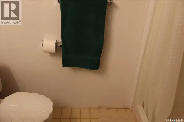 105 Magnan STREET Gravelbourg, Saskatchewan in Houses for Sale in Moose Jaw - Image 38