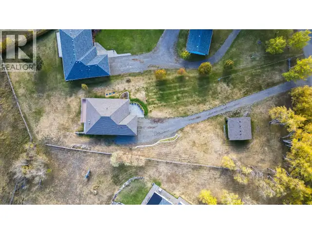 5072 BLOCK DRIVE 108 Mile Ranch, British Columbia in Houses for Sale in 100 Mile House - Image 6