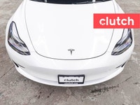 NO ACCIDENTS / CLEAN CARFAX / 1 OWNER / Power Tailgate/Hatch, Auto Dimming Rearview Mirror, Front He... (image 6)