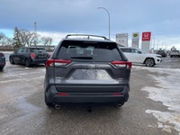 -Regina Honda Recent Arrival! 2020 Toyota RAV4 XLE 107 point inspected, Fully detailed, Fresh oil ch... (image 3)
