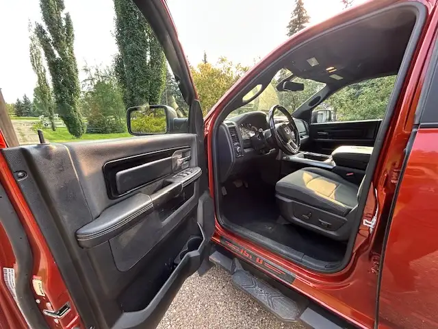 2023 RAM 1500 SLT542978552796303367