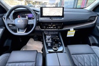 Heads Up Display,hands Free Power Liftgate,navigation,quilted Leather Seats,bose Premium 10 Speaker... (image 4)