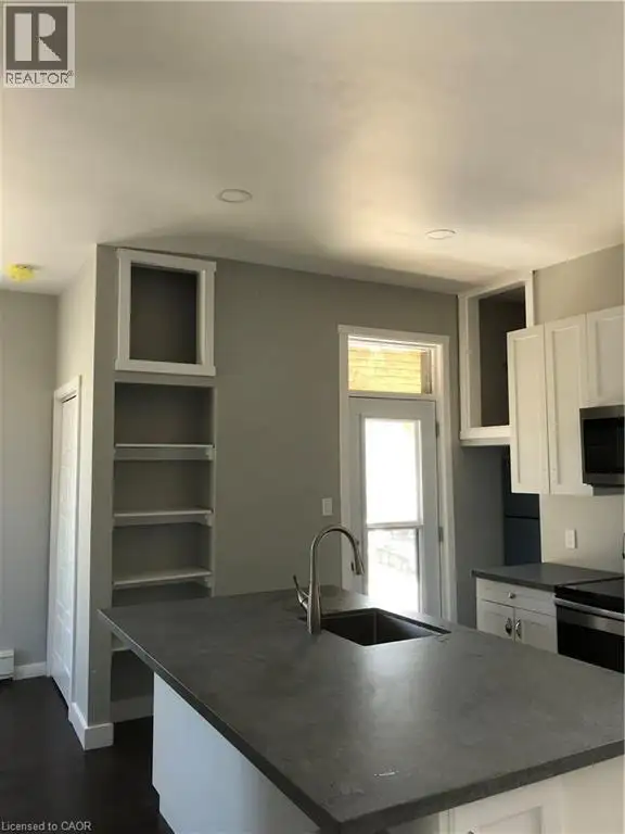 552 7TH Avenue Hanover, Ontario in Houses for Sale in Owen Sound - Image 14