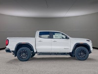 This GMC Canyon delivers a Turbocharged Gas I4 2.7L/ engine powering this Automatic transmission. TR... (image 6)