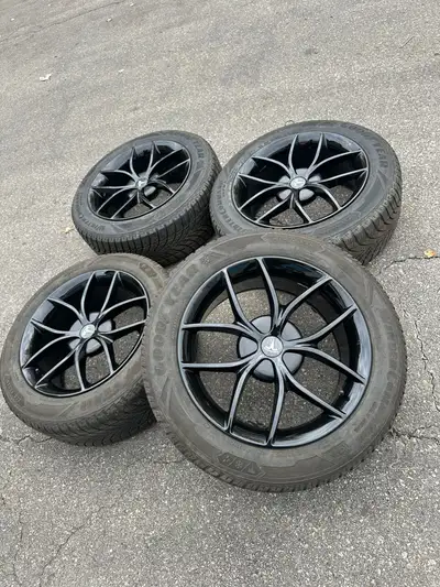 255/45/19 235/55/18 255/40/20 Tesla Model Y long range perforamance bluetooth sensors 5x114.3 I have...