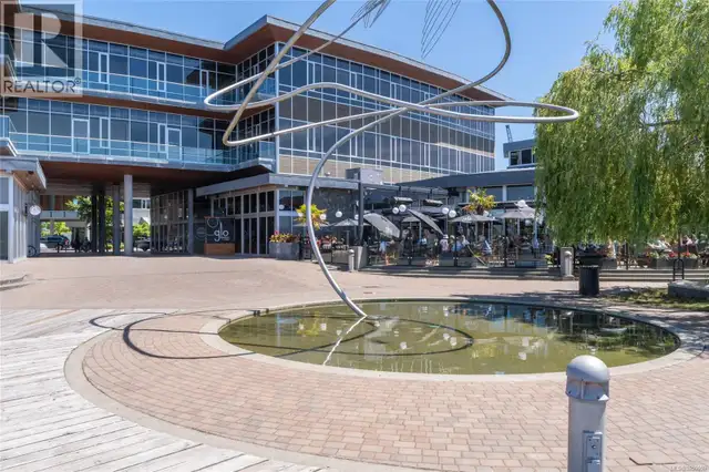 201 380 Waterfront Cres Victoria, British Columbia in Condos for Sale in Victoria - Image 25