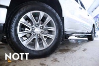 Key Features: Heated and ventilated front leather seats, heated steering wheel, heated rear leather... (image 7)