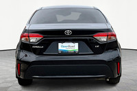 2020 Toyota Corolla LE CVT 4-Door Sedan The 2020 Toyota Corolla LE offers a perfect balance of relia... (image 5)