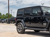 Welcome to Barrie Dodge Chrysler Jeep. This vehicle is certified. You can trust that each certified... (image 9)