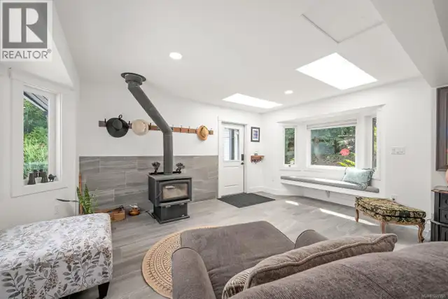 3840 SMALL Rd Courtenay, British Columbia in Houses for Sale in Comox / Courtenay / Cumberland - Image 18