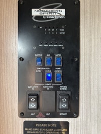 The perfect family trailer is here! Enjoy the many luxuries of this Coachmen model that provide not... (image 5)