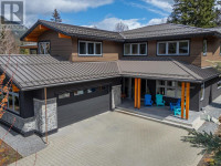 8007 CYPRESS PLACE Whistler, British Columbia