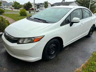2012 Honda Civic LX Sedan Runs and drives good Car has 270,688KM on it and the MVI is valid till Dec...