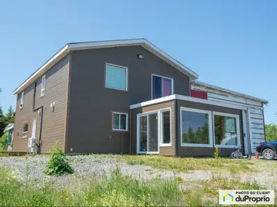 Ranch d'exception à vendre - Sainte-Anne-des-Monts, Gaspésie Pour obtenir des informations supplémen...