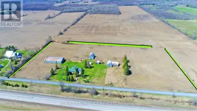 In the beautiful countryside and surrounded by open skies, this exceptional 20 acre hobby farm will...