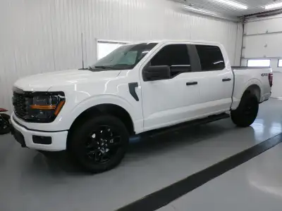 (514)(236)(8008) TELEPHONE FORD F150 MODÈLE SXT SEULEMENT 26000KM, 10 VITESSES, GROSSE ÉCRAN, CAMÉRA...
