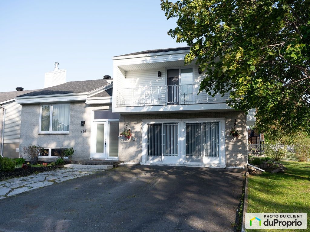 $839,000 - Intergenerational for sale in Repentigny (Le Gardeur) — photo 1