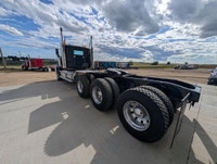 1 Owner, 2020 Western Star 4900SF Cab and Chassis Tridem Tri Drive KMS: 404,084 HRS: 10,793 Over $77... (image 7)