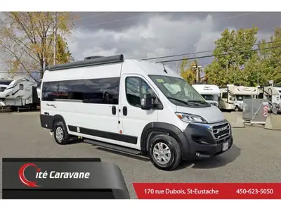 Thor Motor Coach Tellaro Sport 20 LS et mesure environ 21 pieds 1 pouce de longueur. Ce Classe B a é...