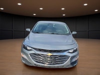 Price includes $1,000 finance credit. Price does not include fees or taxes. Presenting the 2023 Chev... (image 2)