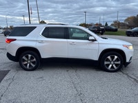 Awd, 7-Passenger w/2nd Row Buckets, Dual Panel Roof, Navigation, Bose Speakers, p/Tailgate, Tow Pkg,... (image 6)