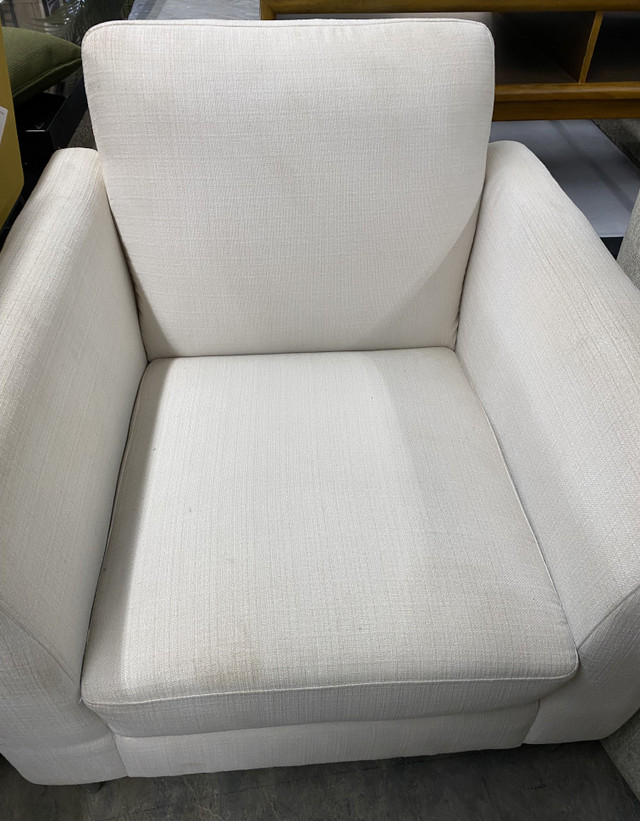 Fabric Modern Accent Chair in Chairs & Recliners in Peterborough