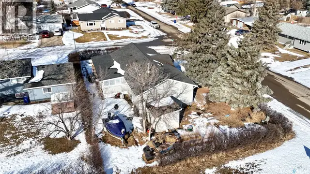 56 Tufts CRESCENT Outlook, Saskatchewan in Houses for Sale in Swift Current - Image 6