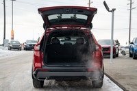 Tires - Rear Performance,Power Steering,Sun/Moonroof,Aluminum Wheels,4-Wheel Disc Brakes,Generic Sun... (image 6)