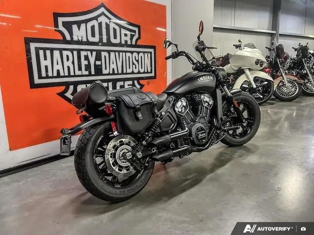 2022 Indian Motorcycle Scout(R) Bobber ABS Black Metallic in Street, Cruisers & Choppers in Calgary - Image 8
