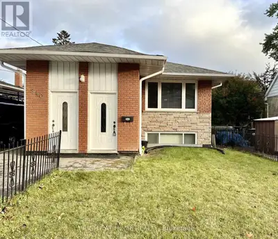 Charming Brick Bungalow In The Desirable Lakeview Community! This Bright And Spacious Main-Level Hom...