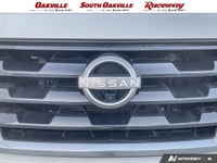 2023 Nissan Armada SL White 5.6L V8 DOHC 32V LEV3-SULEV125 400hp 7-Speed Automatic Call us at (905)... (image 8)
