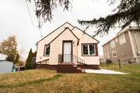 **SPACIOUS FULL HOUSE** 3 BEDROOM HOUSE IN ST. CATHARINES!!!