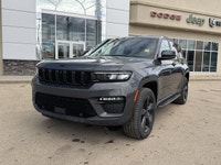 This Jeep Grand Cherokee delivers a Regular Unleaded V-6 3.6 L/220 engine powering this Automatic tr... (image 1)