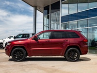 Welcome to 400 Chrysler Dodge Jeep Ram. Stand out from the crowd in this stylish and capable 2019 Je... (image 4)