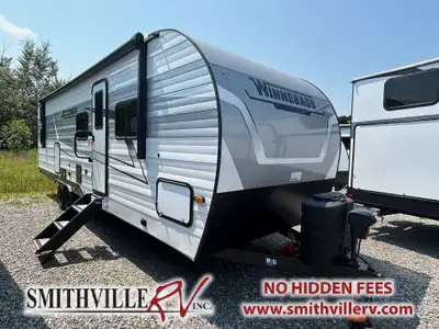 Bunk model from Winnebago with separate bunkroom, full slideout and an outdoor kitchen! Features: Ad...