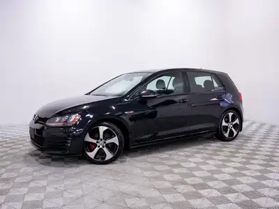 Le Volkswagen GTI 2016 incarne l'essence même de la conduite sportive et dynamique, offrant un mélan...