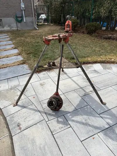 Ridgid Tri Stand Tri Pod With Threader, View more