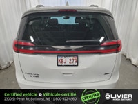 -AWD -Cruise Control -Traction Control -Mag Wheels -Fog Lights -Roof Rails -Power Liftgate -Leather... (image 4)