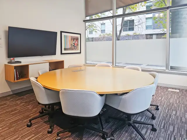 Office space to rent for 10 persons in Spaces Cité Multimédia Mo in Commercial & Office Space for Rent in City of Montréal - Image 7