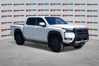 Conquer any adventure in this rugged 2025 Nissan Frontier PRO-4X Crew Cab Pickup. With just 14,403 k... (image 7)