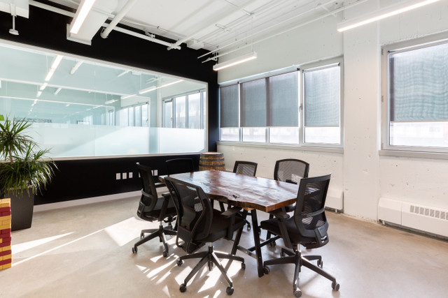 Flexible workspace memberships in Spaces Mile End in Commercial & Office Space for Rent in City of Montréal - Image 4