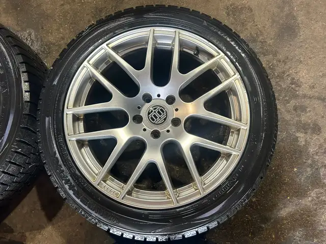 245 45 19 - DUNLOP WINTERS - BMW X3 - 5x120 in Tires & Rims in Kitchener / Waterloo - Image 6