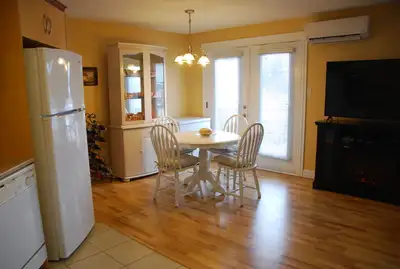 $$$ NO CREDIT APPLICATION REQUIRED $$$ BEAUTIFUL NEW 2 BDRM APTS (Adult Building) 2 desingnated park...