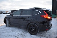 2017 Honda CR-V EX-L w/ Touring Package – Fully Loaded! 147,688 km • AWD • Sunroof • Leather • Navig... (image 2)