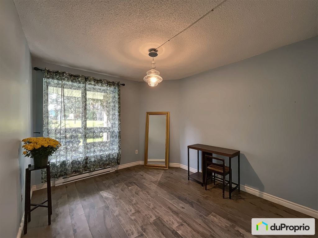 $315,000 - Condominium for sale in Chomedey — photo 1