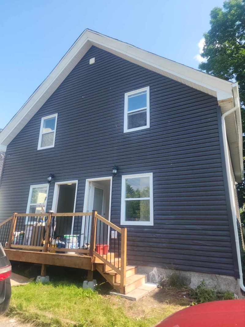 Newly Renovated 2 Bed 2.5 Bath In Truro Ready to Go! Long Term