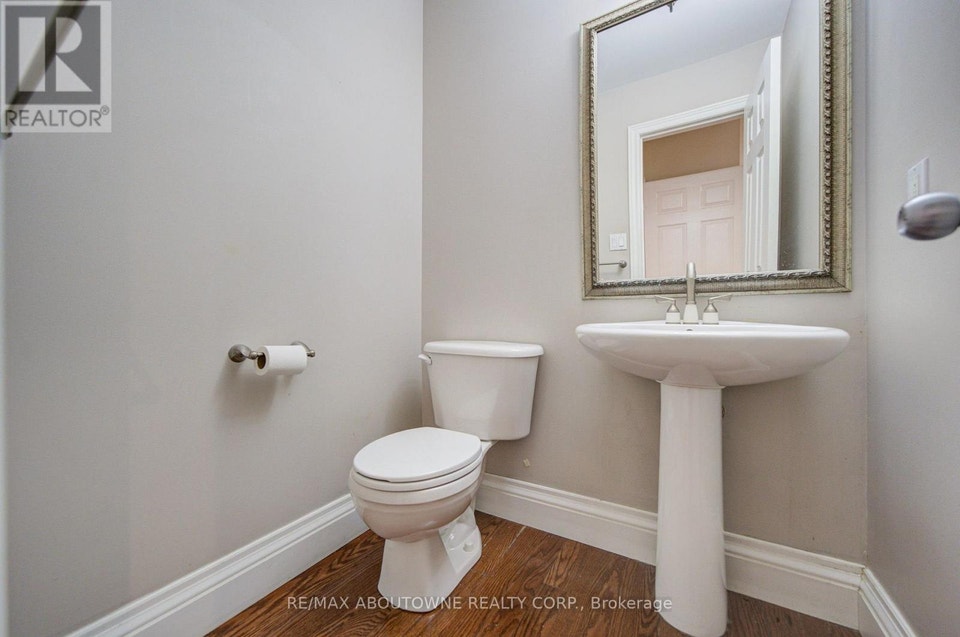 2435 HERTFORDSHIRE WAY Oakville (JC Joshua Creek), Ontario 5