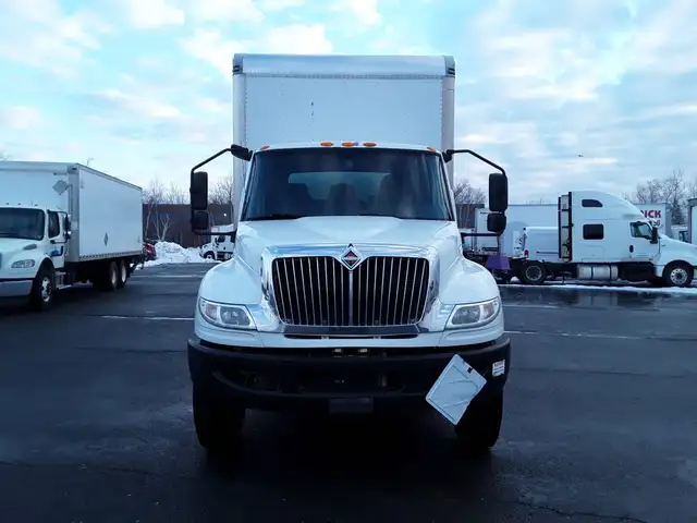 2020 International MV607 Straight *Ask about BOGO or Dep Match P in Heavy Trucks in Dartmouth - Image 3